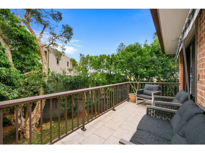 6/4 Maroomba Road, Terrigal NSW 2260