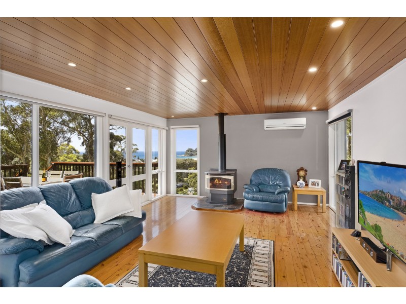 82 Bradleys Road, North Avoca NSW 2260