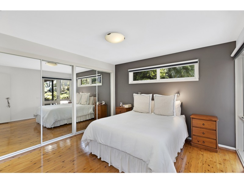82 Bradleys Road, North Avoca NSW 2260