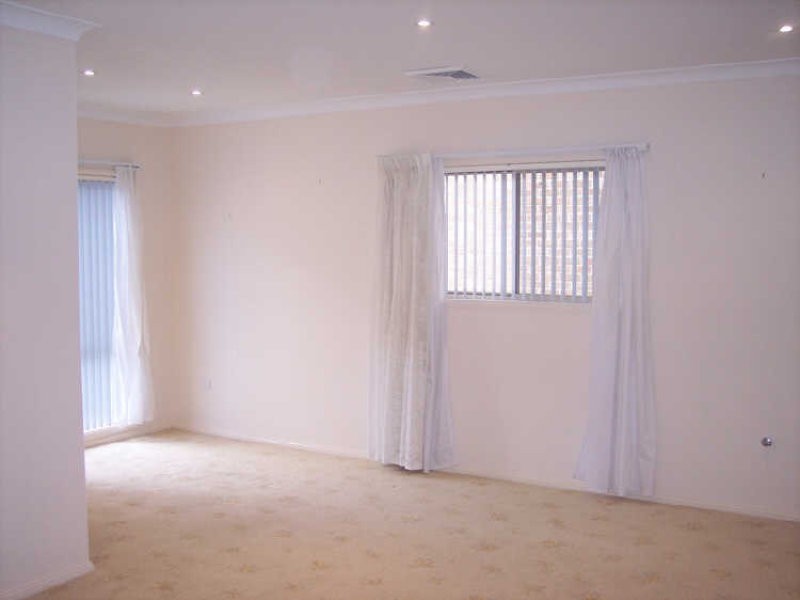 2/10-12 Henley Avenue, Terrigal NSW 2260