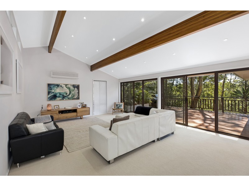 13 Surf Rider Avenue, North Avoca NSW 2260