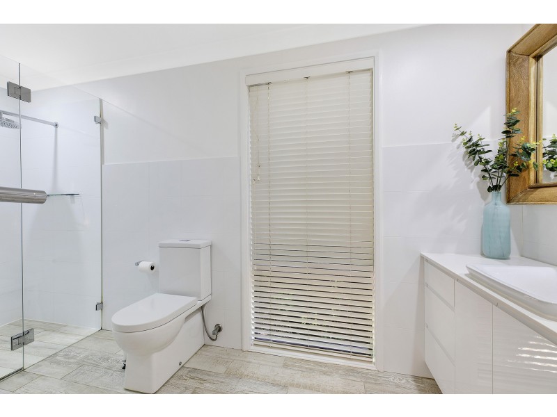 13 Surf Rider Avenue, North Avoca NSW 2260