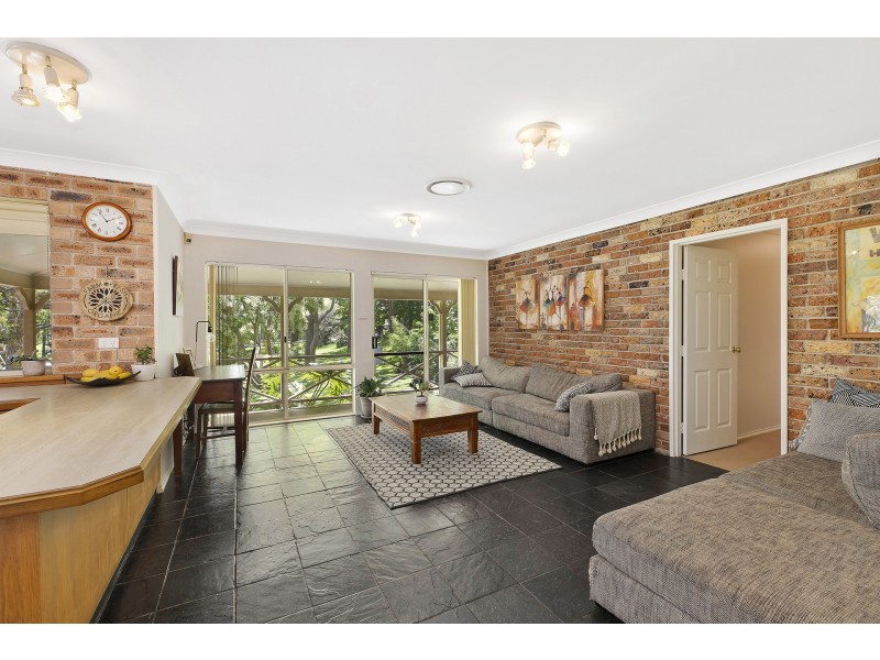 5 Currawong Road, Wamberal NSW 2260