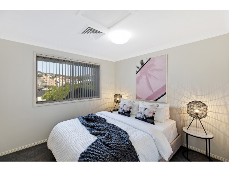 2/10 Henley Avenue, Terrigal NSW 2260