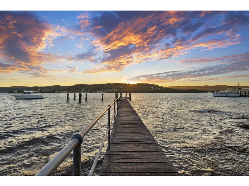 7 Harrison Street, Point Frederick NSW 2250