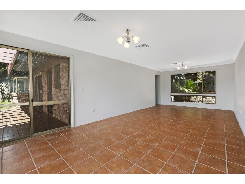 8 Roland Close, Terrigal NSW 2260