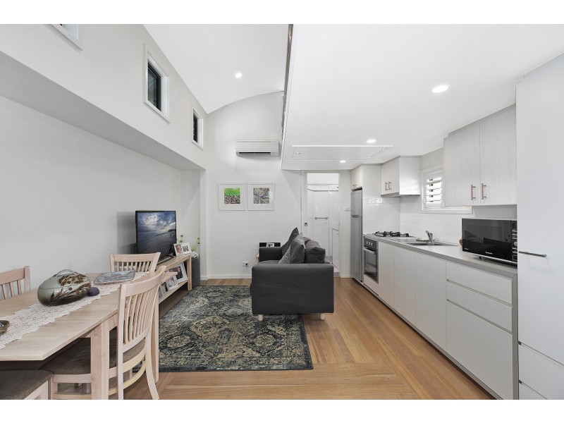 30 Lake Street, North Avoca NSW 2260