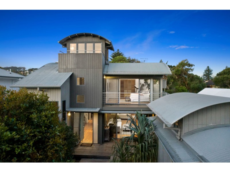 30 Lake Street, North Avoca NSW 2260