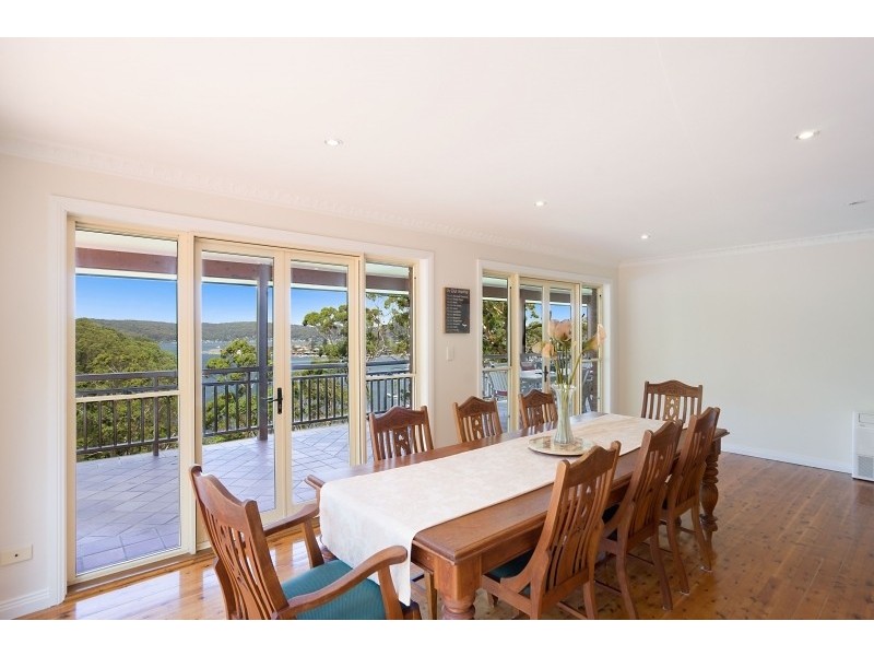 124 Daley Avenue, Daleys Point NSW 2257