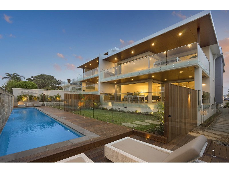 2/16 Dover Road, Wamberal NSW 2260