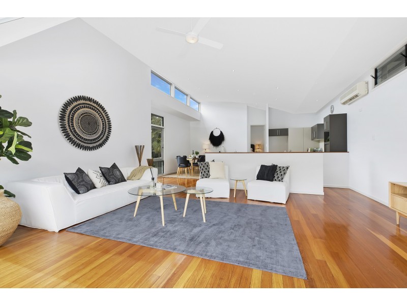 1/240 Terrigal Drive, Terrigal NSW 2260