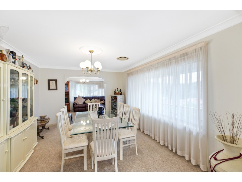 2 Cornwall Close, Terrigal NSW 2260