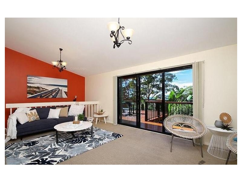 4 Beachcomber Parade, North Avoca NSW 2260