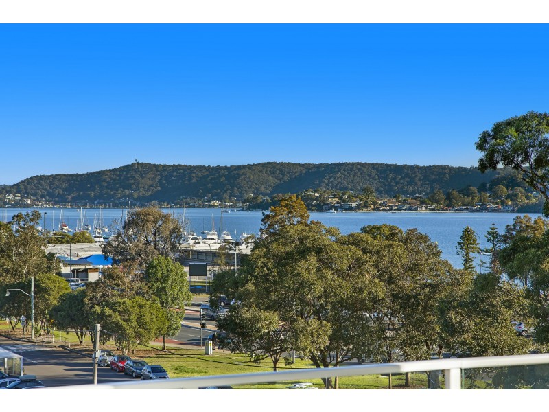 3/5 Mulkarra Avenue, Gosford NSW 2250