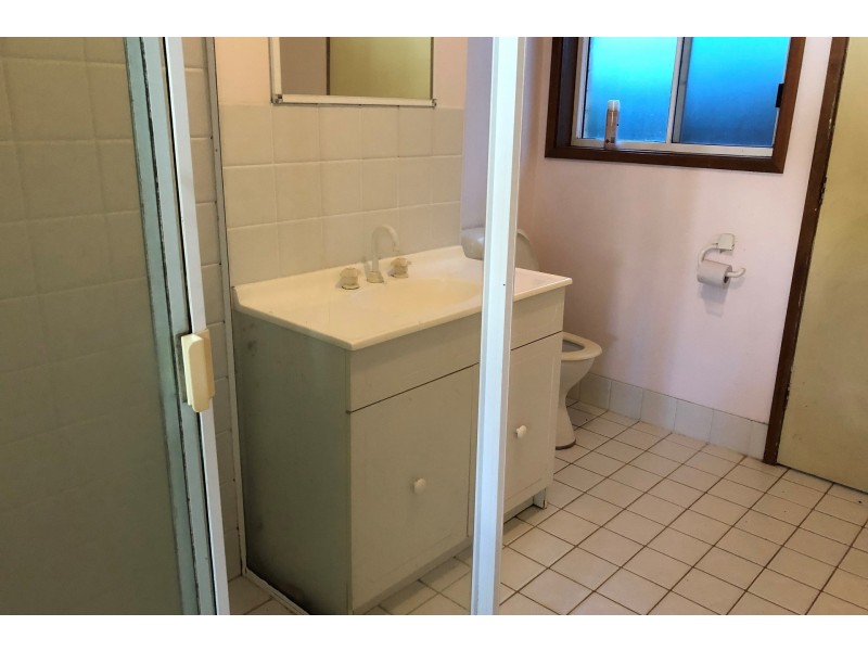 25a Haigh Close, Berkeley Vale NSW 2261