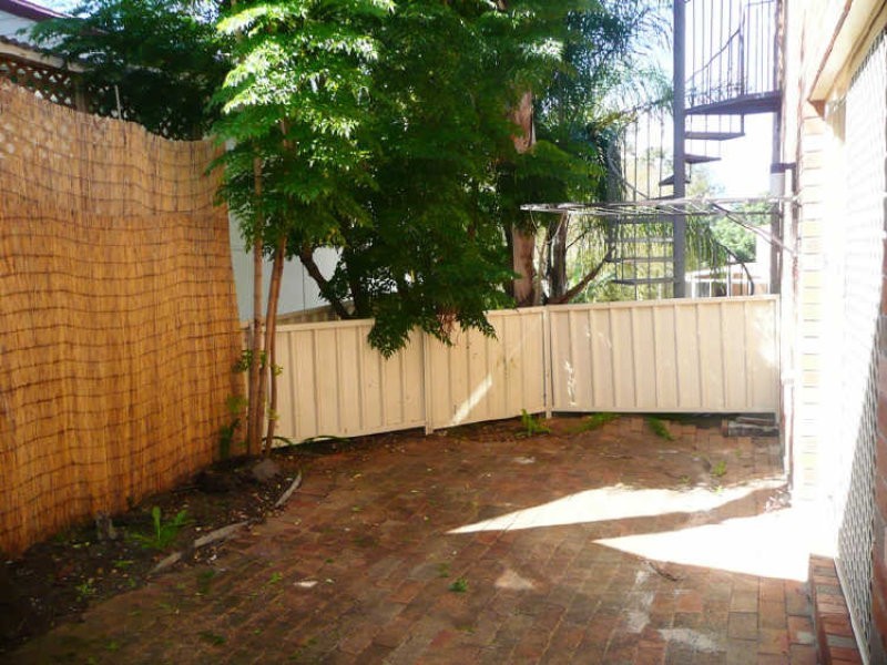 2/24 Painters Lane, Terrigal NSW 2260