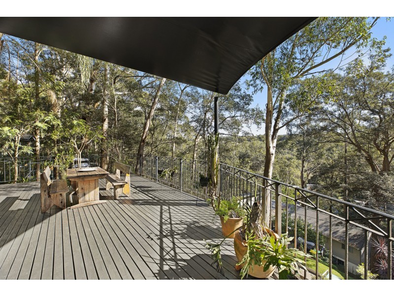 52 Easter Parade, North Avoca NSW 2260