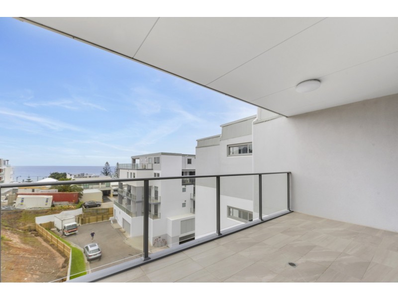 501/7-9 Campbell Crescent, Terrigal NSW 2260