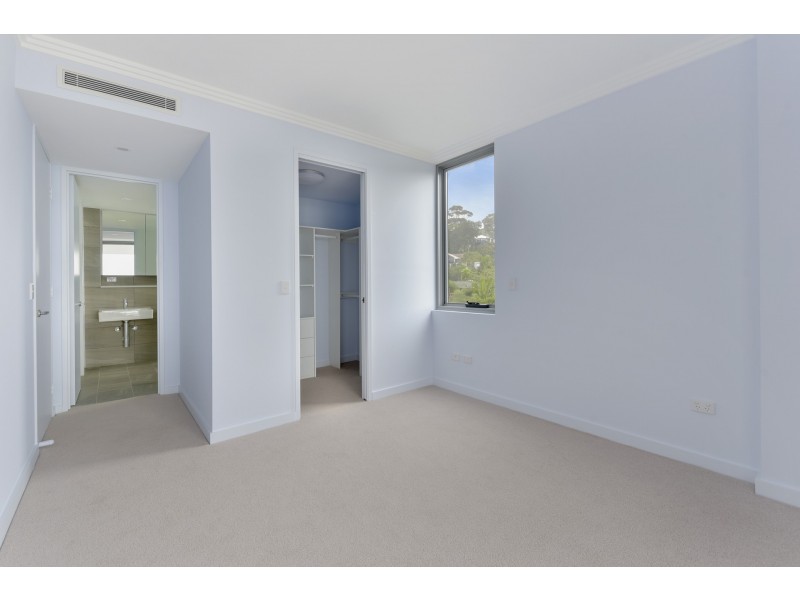 501/7-9 Campbell Crescent, Terrigal NSW 2260