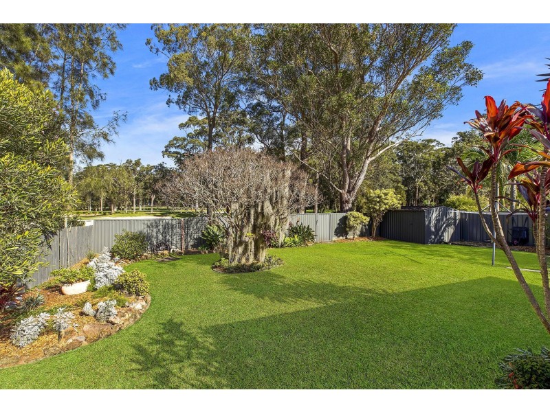 40 Windsor Road, Wamberal NSW 2260