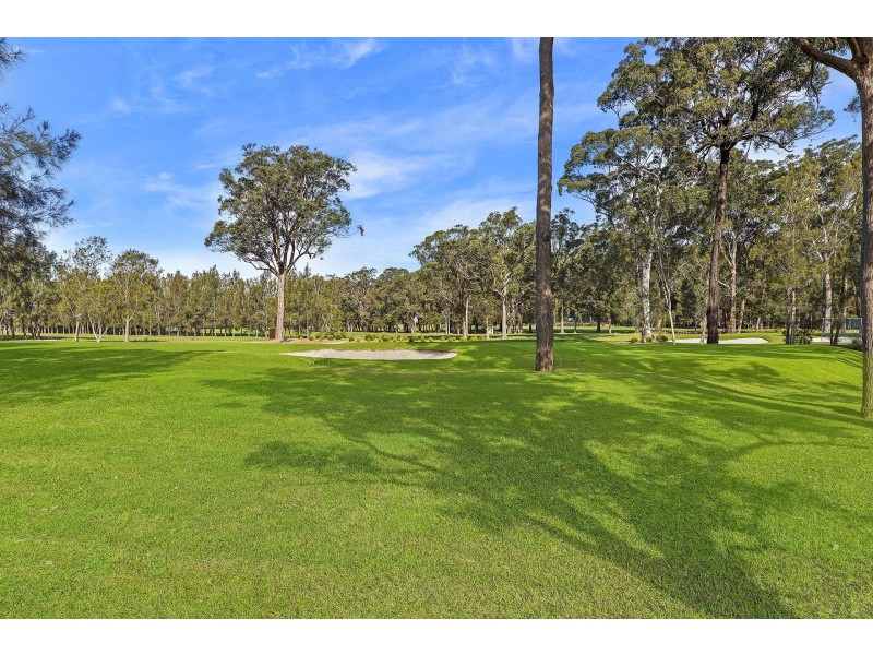 40 Windsor Road, Wamberal NSW 2260