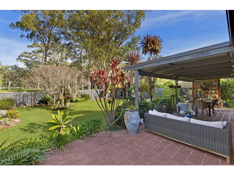 40 Windsor Road, Wamberal NSW 2260