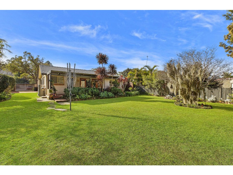 40 Windsor Road, Wamberal NSW 2260