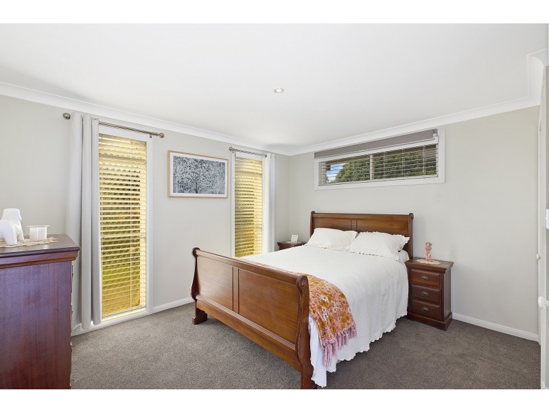 40 Windsor Road, Wamberal NSW 2260