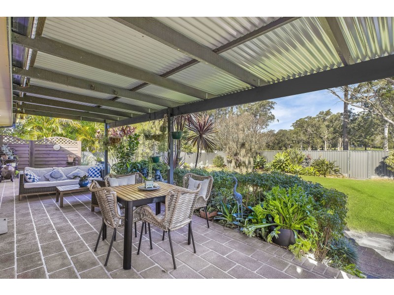 40 Windsor Road, Wamberal NSW 2260