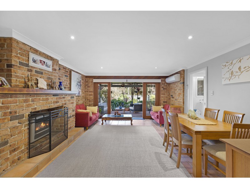 40 Windsor Road, Wamberal NSW 2260