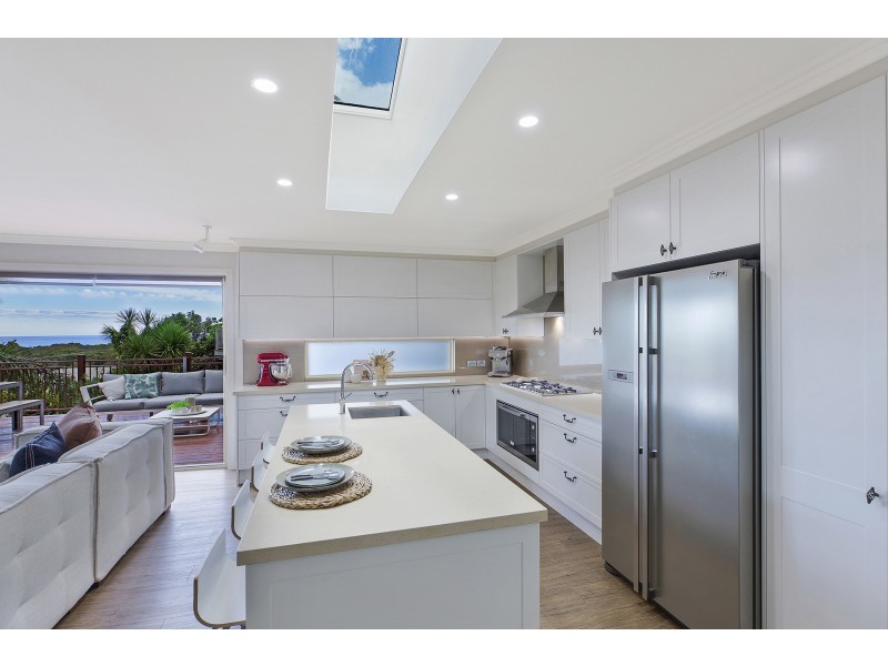 44 Benwerrin Road, Wamberal NSW 2260