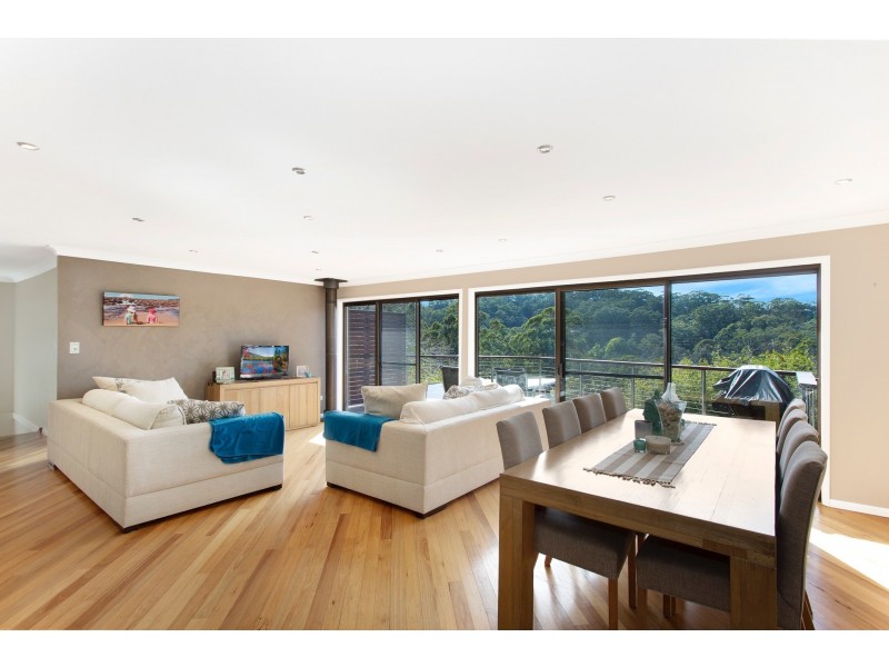 12 Beachcomber Parade, North Avoca NSW 2260