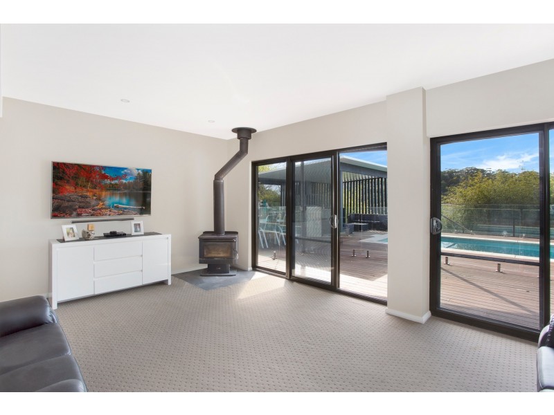 12 Beachcomber Parade, North Avoca NSW 2260