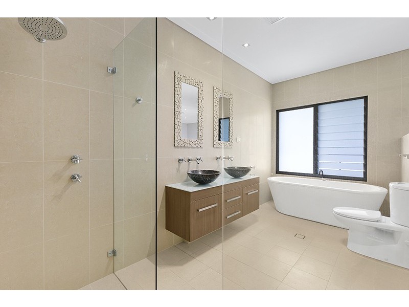 30 Reads Road, Wamberal NSW 2260