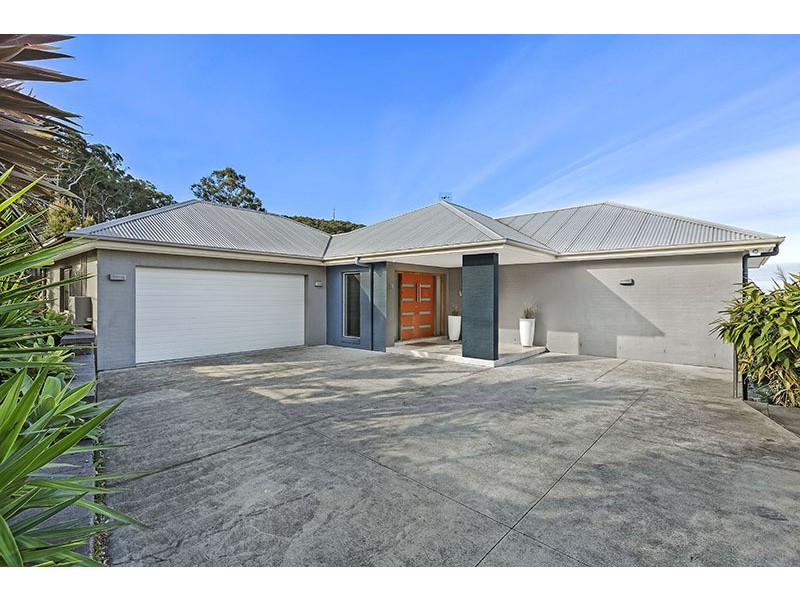 30 Reads Road, Wamberal NSW 2260