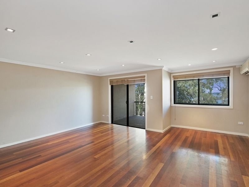 9/19 Central Coast Highway, West Gosford NSW 2250