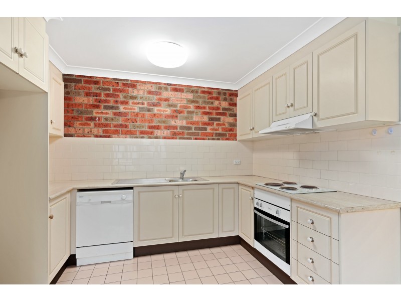 2/24 Painters Lane, Terrigal NSW 2260