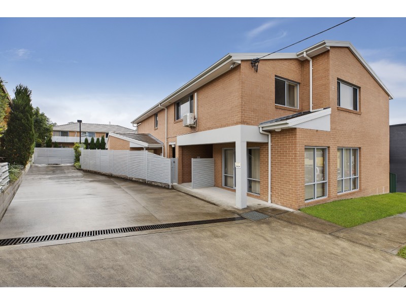 65A & 65B Webb Street, East Gosford NSW 2250