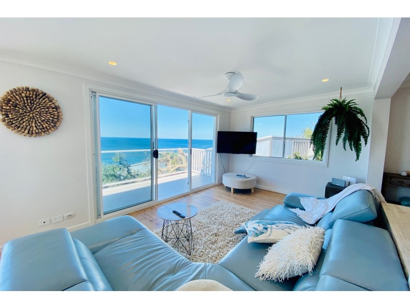 3 Pacific View Street, Forresters Beach NSW 2260