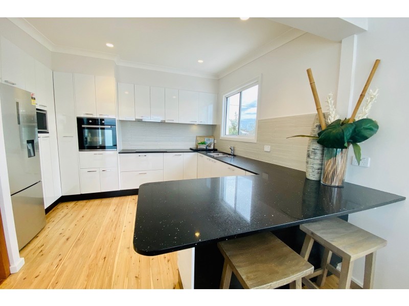 3 Pacific View Street, Forresters Beach NSW 2260