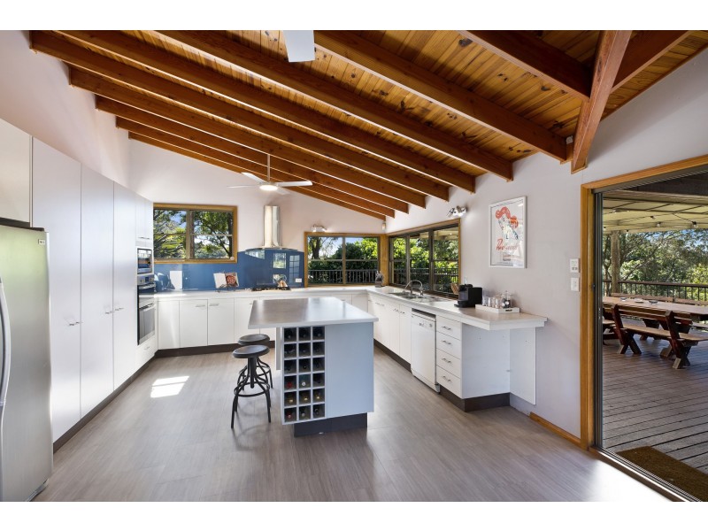 11 Nartanda Avenue, Wamberal NSW 2260