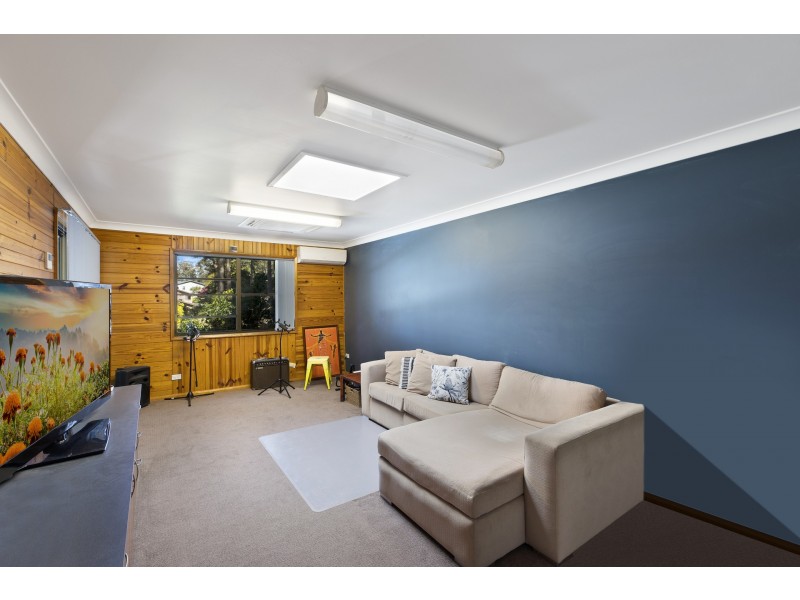 11 Nartanda Avenue, Wamberal NSW 2260