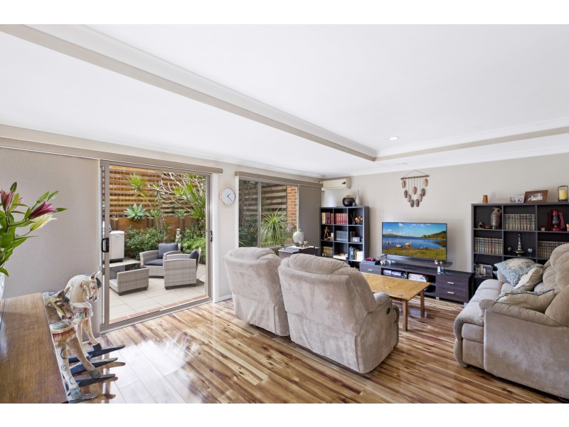 2/79 Aldinga Drive, Wamberal NSW 2260