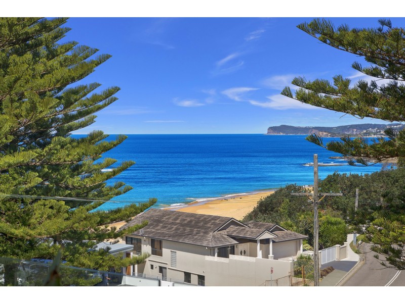 9 South Scenic Road, Forresters Beach NSW 2260