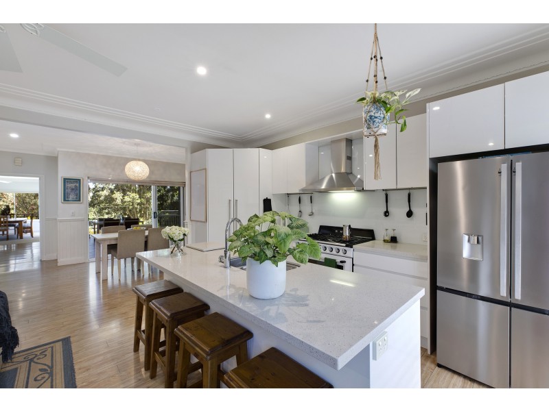 5 Erina Valley Road, Erina NSW 2250