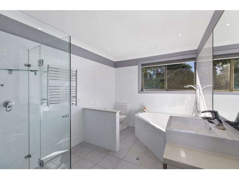 45 Worthing Road, Erina NSW 2250