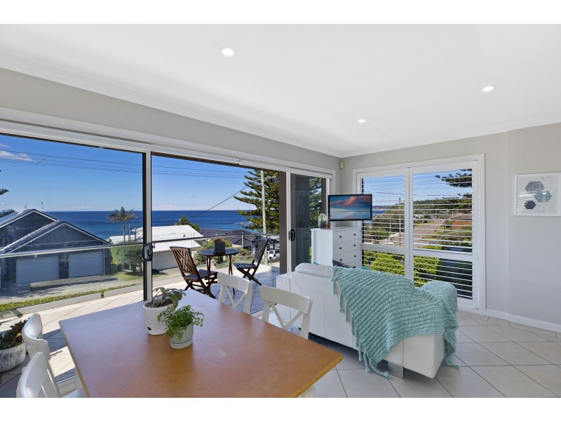 9 South Scenic Road, Forresters Beach NSW 2260