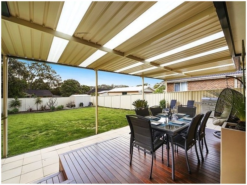 38 Marlowe Road, Bateau Bay NSW 2261