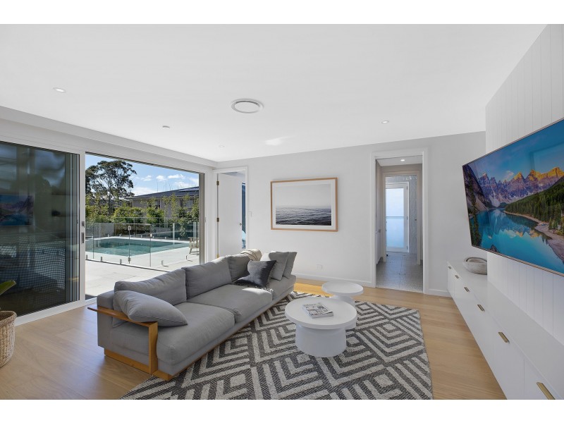 52 Wycombe Road, Terrigal NSW 2260