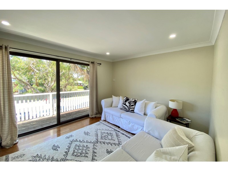 7 Waratah Street, Bateau Bay NSW 2261